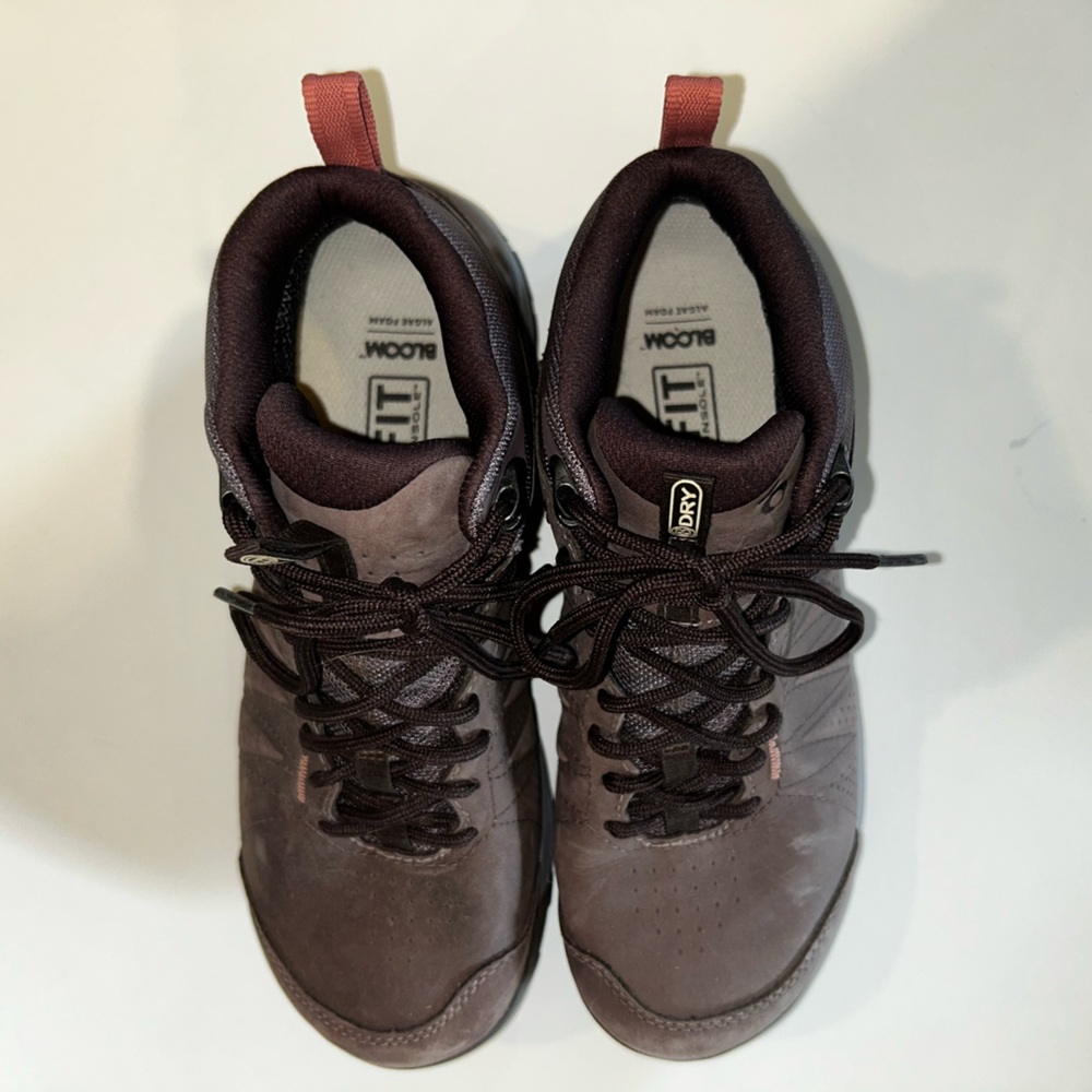 Women’s Oboz Hiking Boots